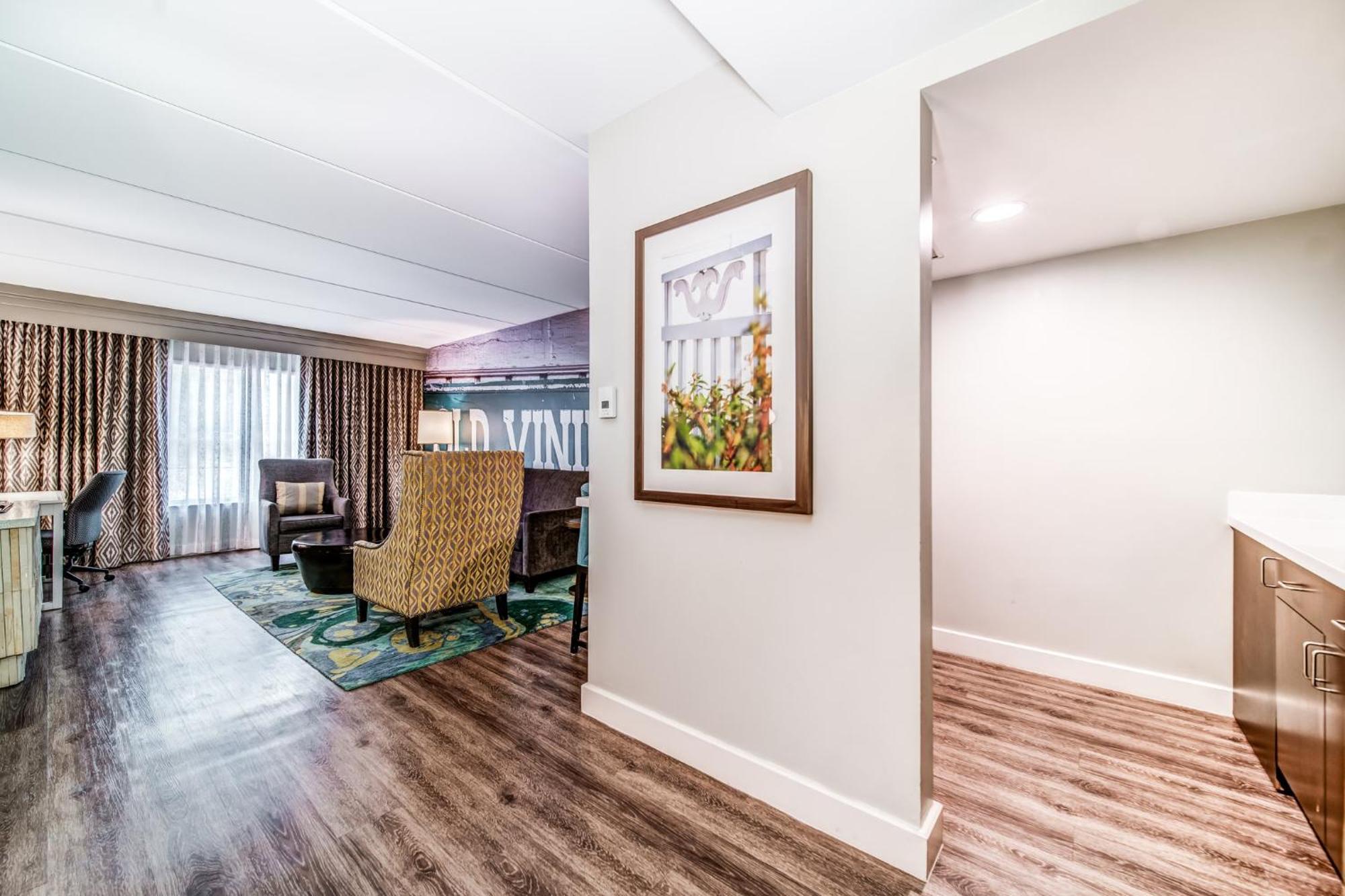 Hotel Indigo Atlanta Vinings By Ihg Smyrna Eksteriør billede