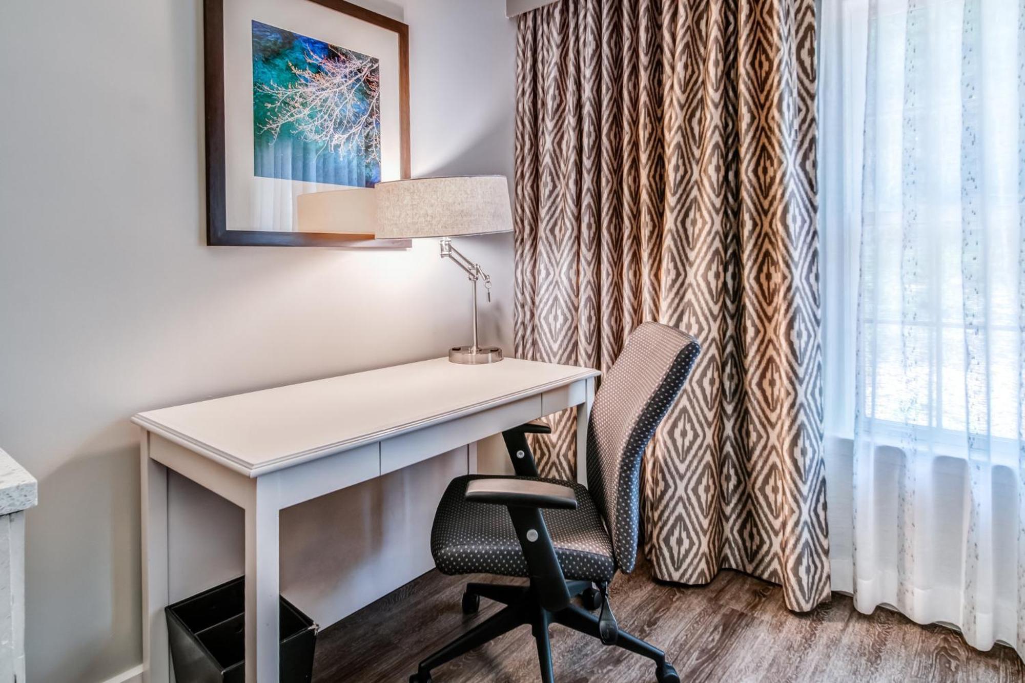 Hotel Indigo Atlanta Vinings By Ihg Smyrna Eksteriør billede